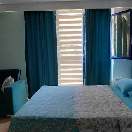 Samlife Aparthotel 2*