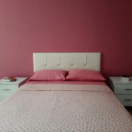 Samlife Aparthotel 2*