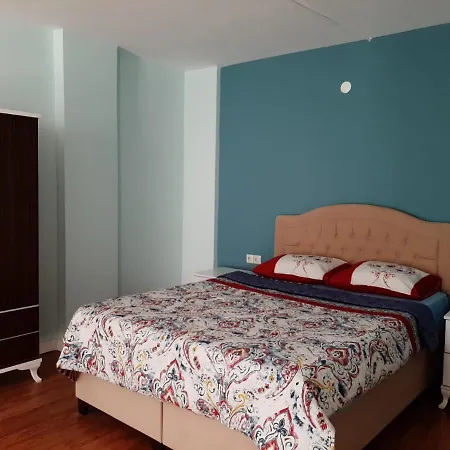 Samlife Aparthotel 2*
