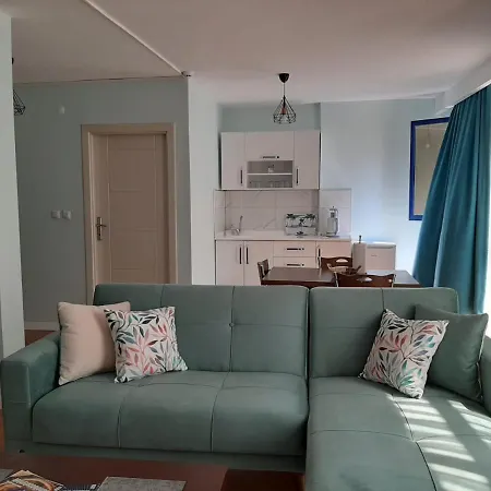 Samlife Aparthotel 2*