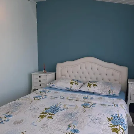 Samlife Aparthotel 2*